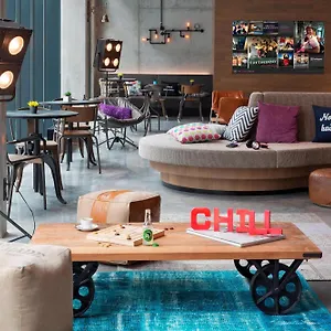 https://moxy-stuttgart-airport-messe.stuttgart-hotel.com